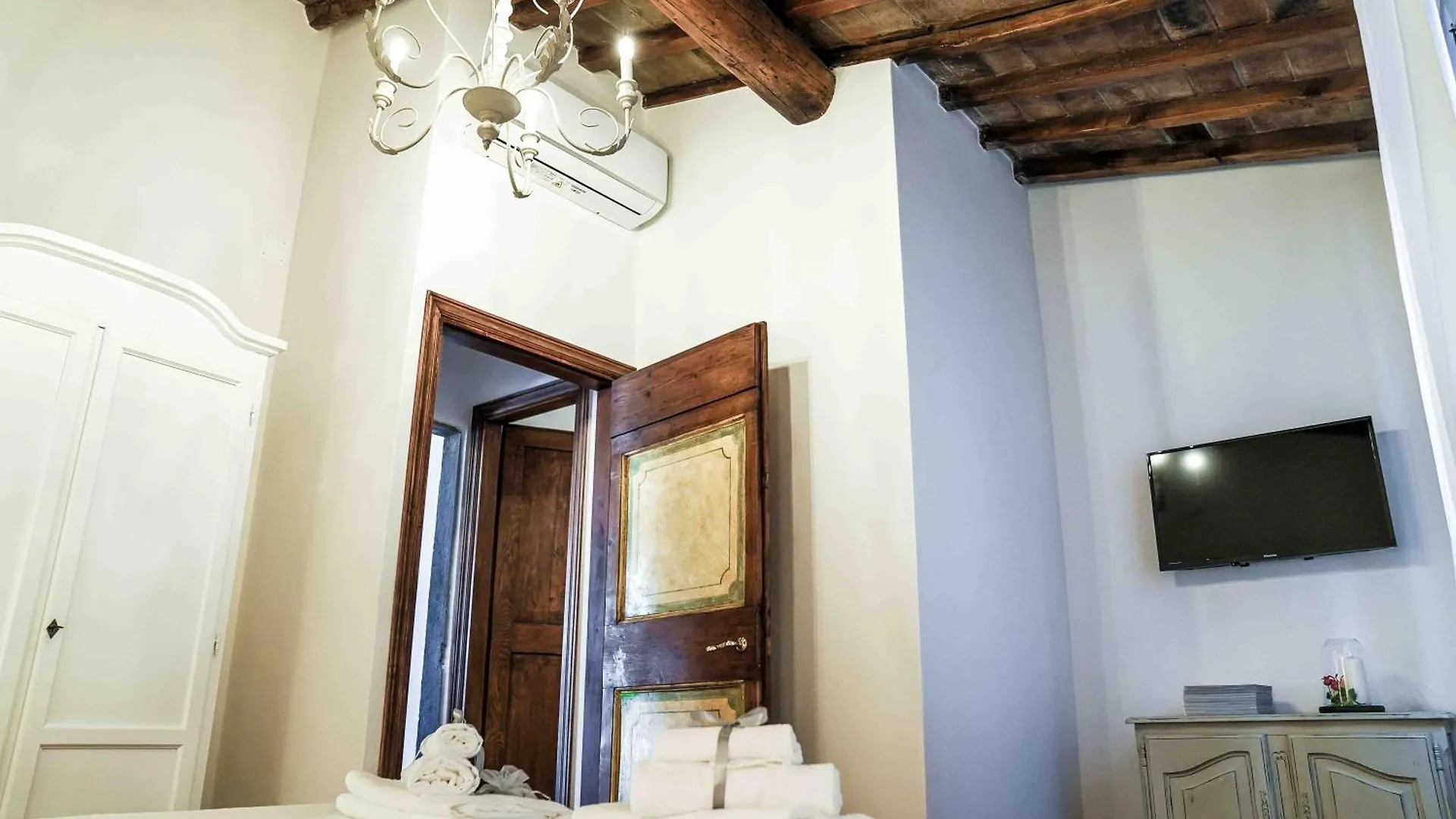 Tower Suite N 5 Uffizi Florence Apartment